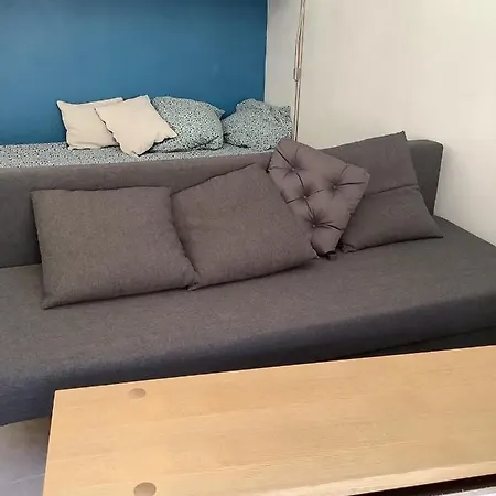 Confort, Central Studio